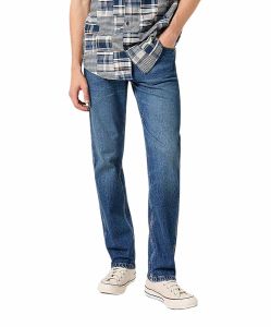 Wrangler Frontier Jeans Relaxed Fit in mittelblauer Waschung