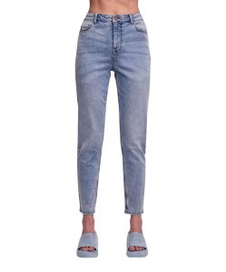 Pieces Kesia Mom Jeans mit hohem Bund in Hellblau