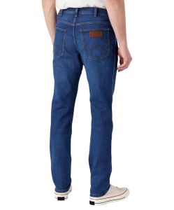 Herren Jeans River von Wrangler in Far Away 