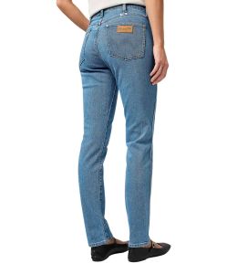 Damen Jeans Piper von Wrangler in Velvet Sky 