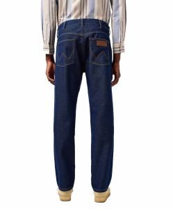 Herren Jeans Frontier  von Wrangler in Rinsed Night 
