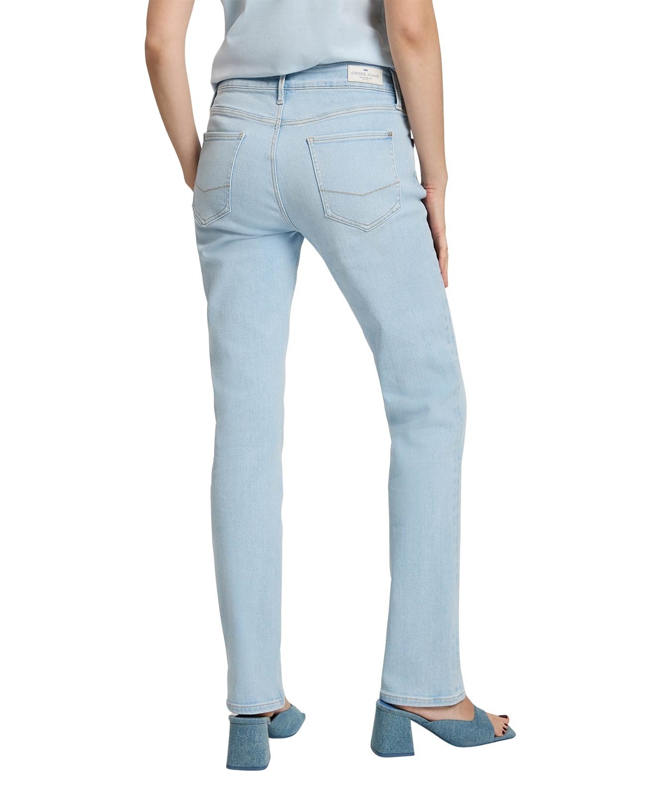 Damen Jeans Rose von Cross in Light Blue