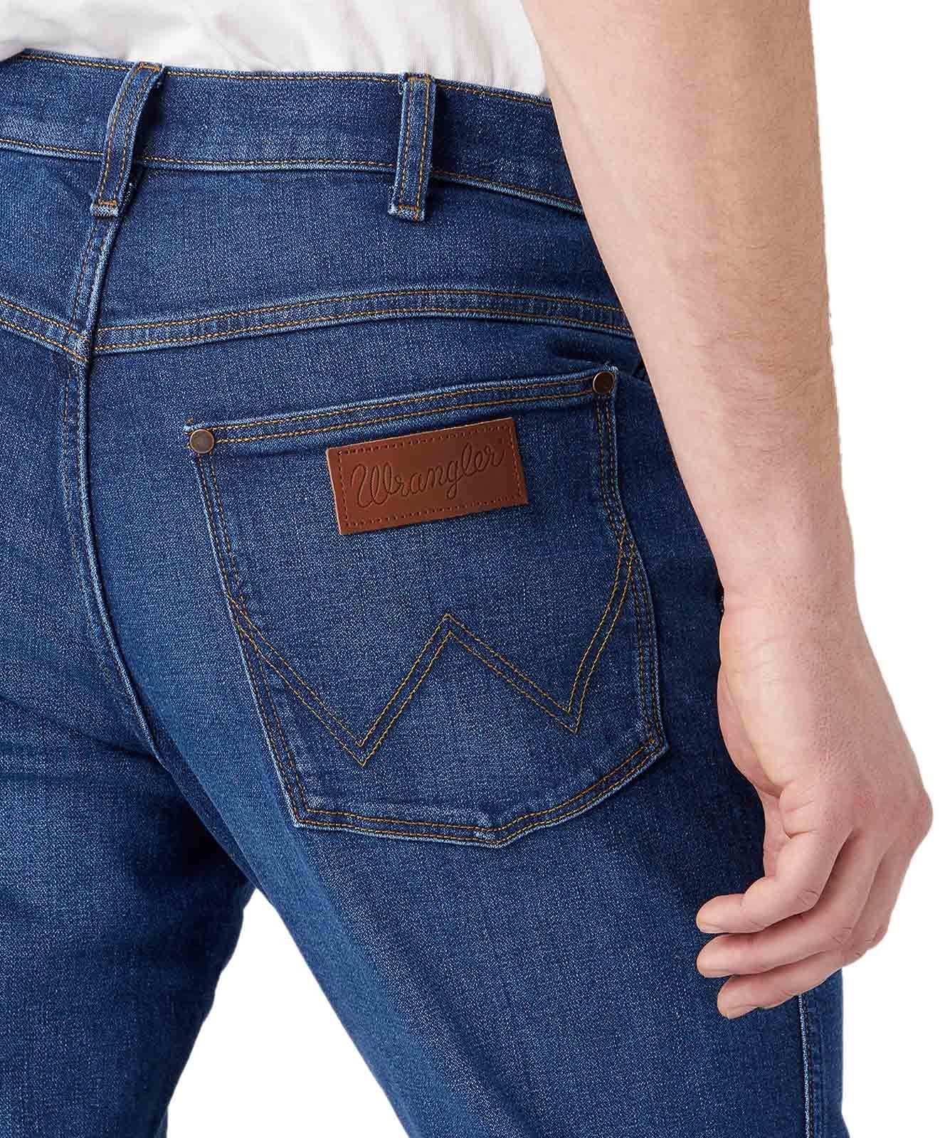 Herren Jeans River von Wrangler in Far Away