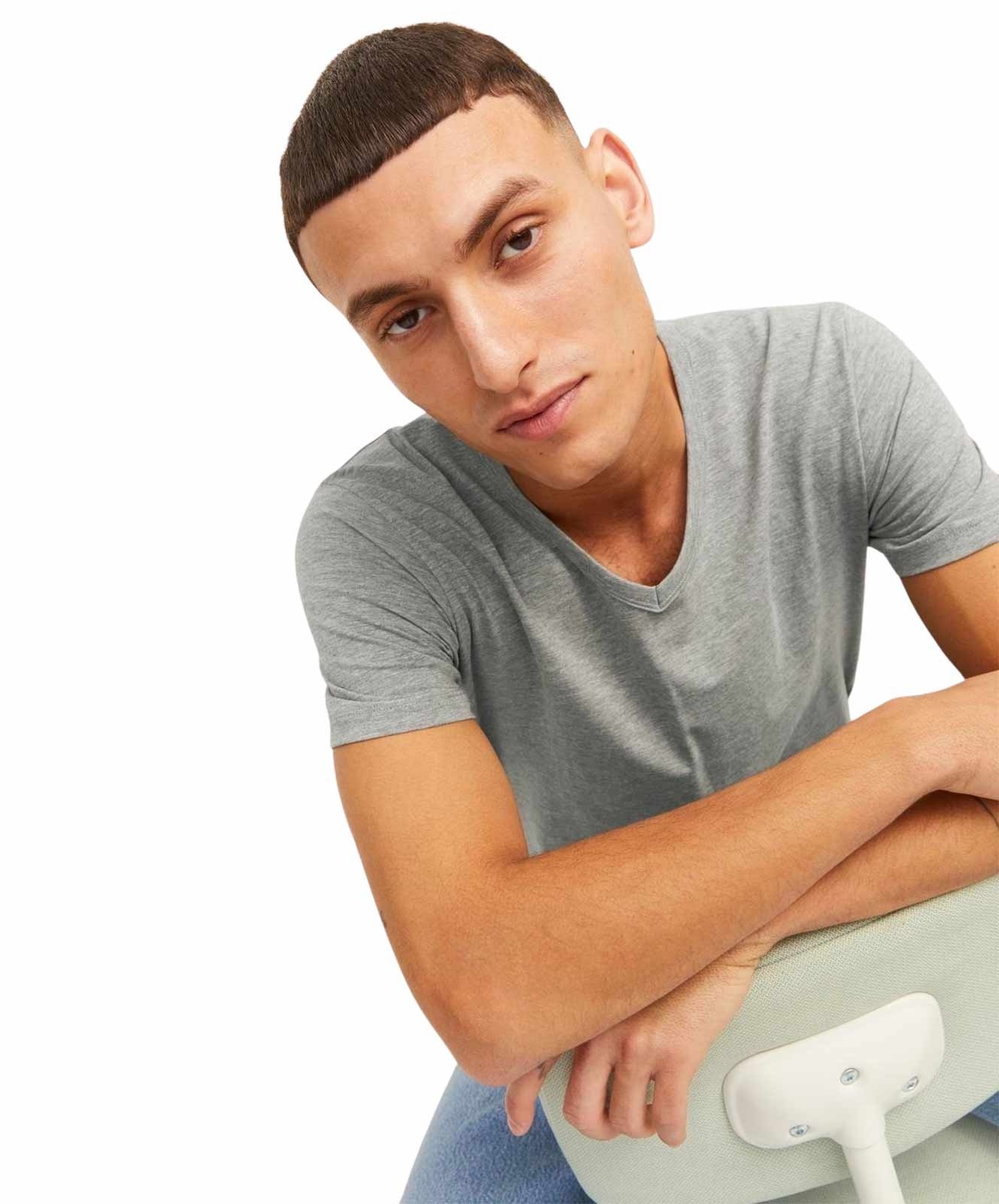 Herren Shirt Basic V-Neck Tee von Jack & Jones in Light Grey Melange